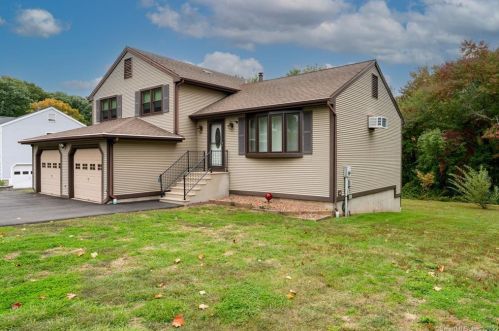 150 Old Farms Rd, Southington, CT 06489-2754