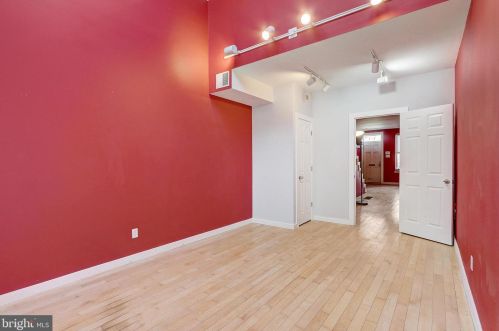 2417 Grays Ferry Ave, Philadelphia PA  19146-2450 exterior