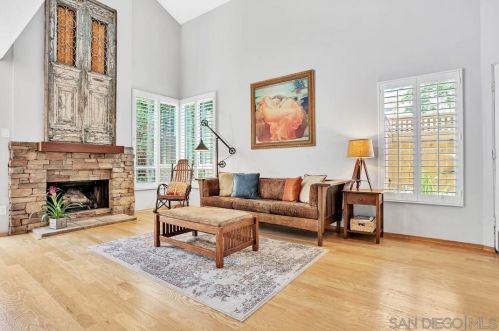 6336 Caminito Del Cervato, San Diego, CA 92111-6852