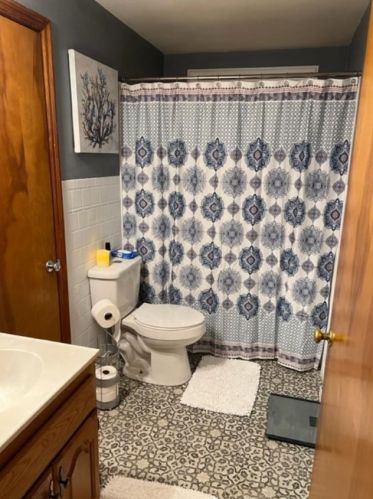 2622 Home Orchard Dr, Springfield OH  45503-2342 exterior