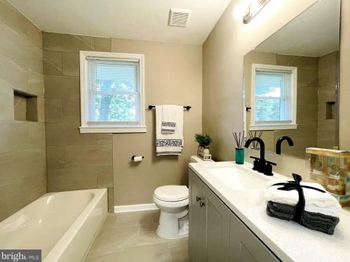 428 Northwest Dr, Silver Spring MD  20901-4417 exterior