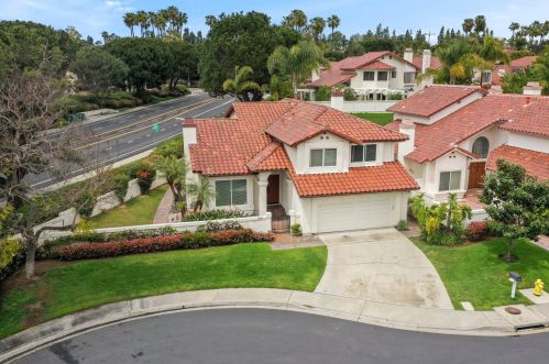 3906 Caminito Cassis, San Diego, CA 92122-1992