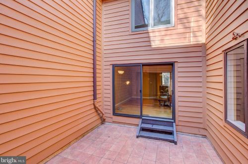 59 Sayre Dr, Princeton NJ  08540-5825 exterior