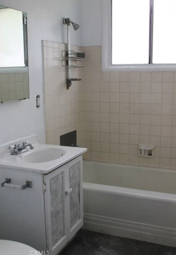 2533 Prospect Ave, Riverside CA  92507-5740 exterior