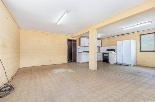 2015 Kealoha St, Honolulu HI  96819-4130 exterior