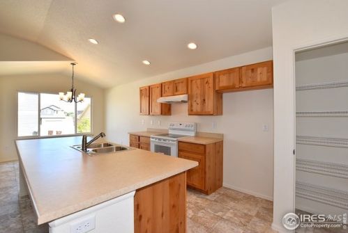 2725 Sapphire St, Loveland CO 80537-2024 exterior