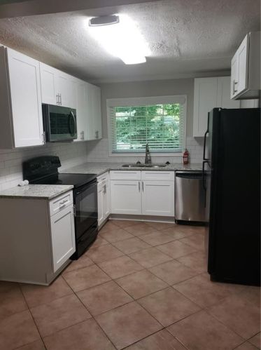 629 Forest Ridge Dr, Marietta GA  30067-7145 exterior