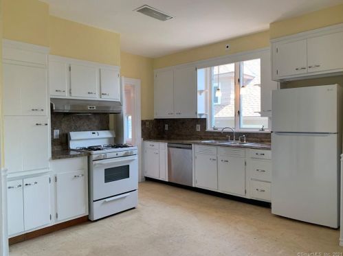 171 Albert St, Torrington CT  06790-6406 exterior