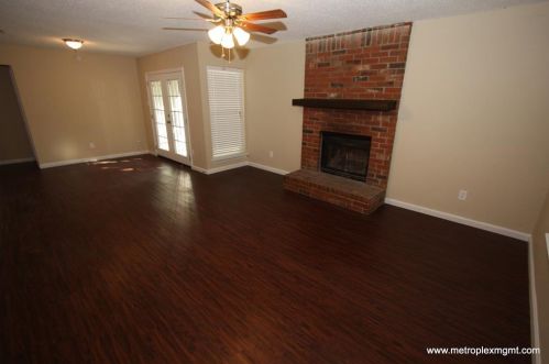 7216 Sunnybank Dr, Fort Worth TX  76137-1848 exterior