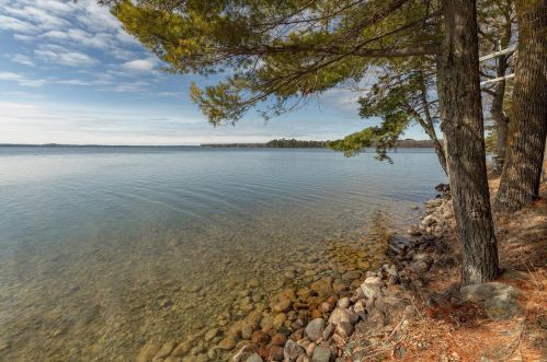 5174 Park Point Dr, Hackensack, MN 56452-2366