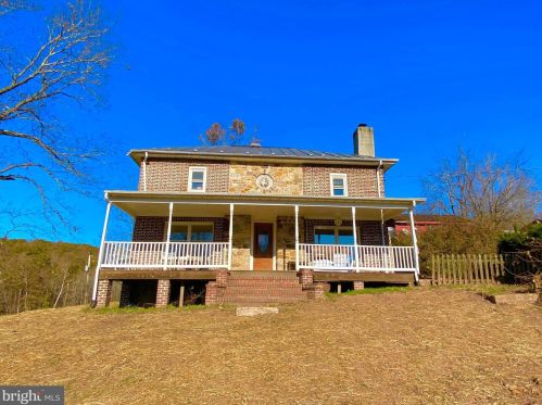 1810 Sticky Kline Rd, Berkeley Springs, WV 25411-3976