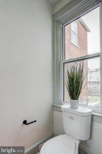 313 Ross St, Lancaster PA  17602-1941 exterior