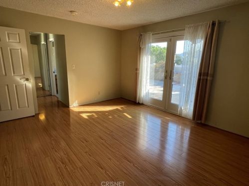 3800 Santa Carlotta St, Glendale CA 91214-1158 exterior