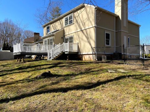 34 La Valencia Rd, Old Bridge, NJ 08857-3305