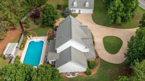 252 Happy Valley Cir, Newnan, GA 30263-4024