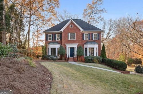 3959 Hovis Ct, Atlanta, GA 30319-1680