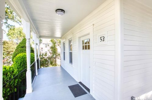 53 Mead Ave, Greenwich CT  06830-6812 exterior
