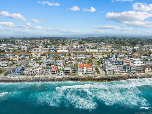 1028 Tait St, Oceanside CA  92054-4914 exterior