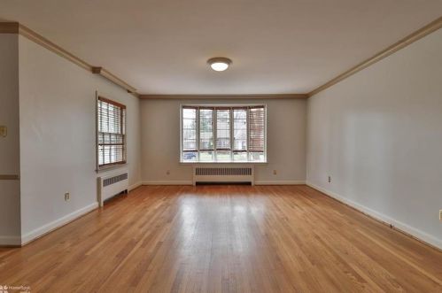 415 Ott St, Allentown PA  18104-6151 exterior