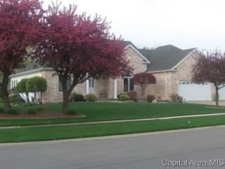 3500 Peach Tree Dr, Springfield, IL 62711-6702