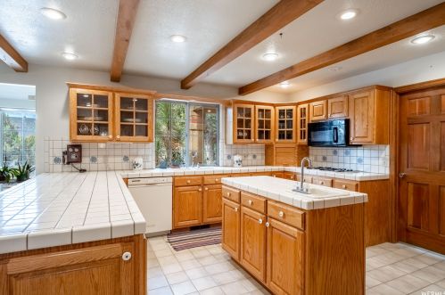 1821 Dammeron Vly, Saint George UT 84783-5156 exterior