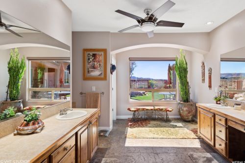 485 Praya Dr, Kayenta UT exterior