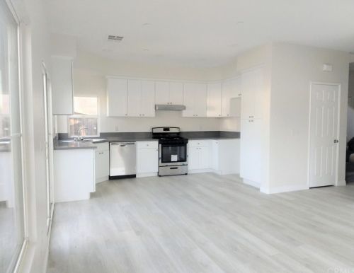 3802 Foxtrot St, Riverside, CA 92501-4403