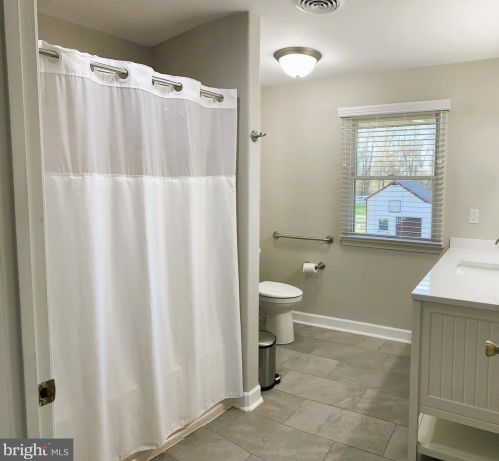 8514 Myersville Rd, Middletown MD  21769-8617 exterior