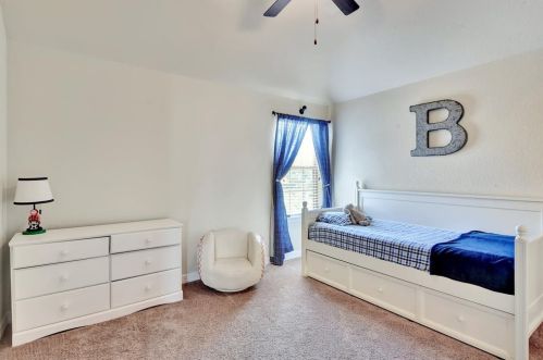 2036 Doolan Dr, Conroe TX  77301-4105 exterior