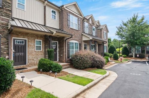 3779 Shadow Ridge Dr, High Point NC  27265-8406 exterior