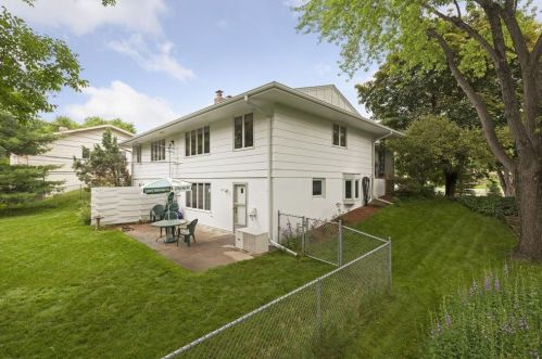 4233 Valley View Rd, Minneapolis MN  55424-1932 exterior
