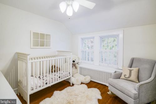 1023 Washington Ave, Tavistock NJ 08033-3605 exterior