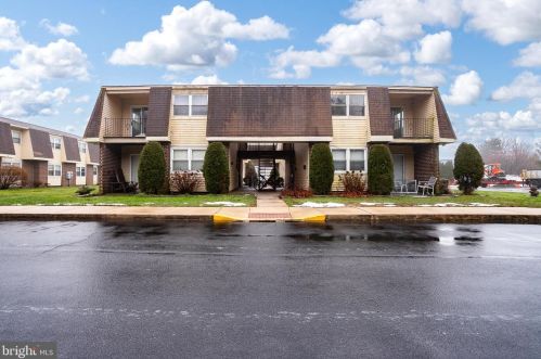 11-6 Florence Tollgate Pl, Florence NJ  08518-3011 exterior