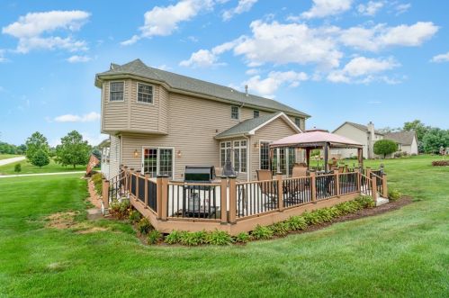 403 Deep Draw Dr, Valpo, IN 46383-8801