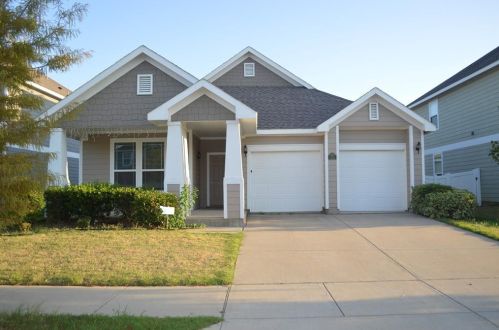 9132 Cranston Ct, Aubrey, TX 76227-5802