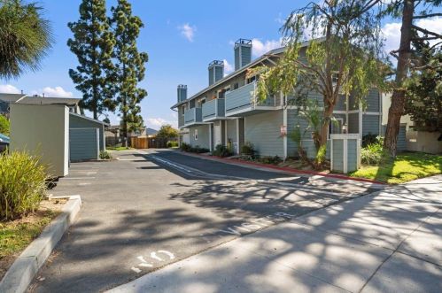 238 Ellwood Beach Dr, Santa Barbara, CA 93117-2774
