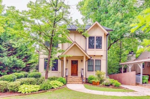 31 Honour Cir, Atlanta GA  30305-1121 exterior