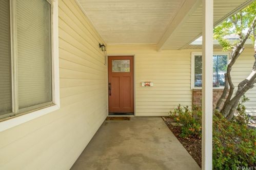 14 Jasper Dr, Chico, CA 95928-6850