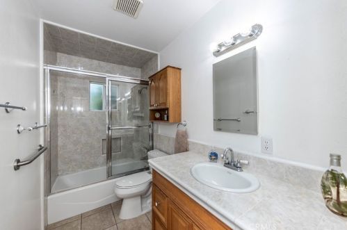 1935 Random Dr, Anaheim CA  92804-3539 exterior