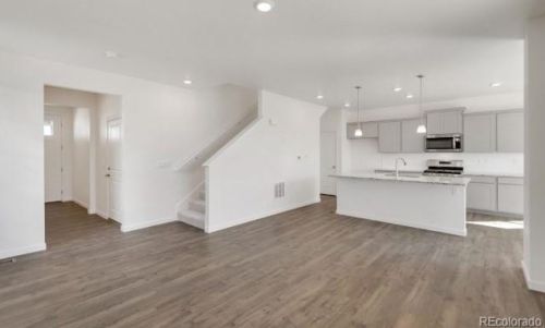 27482 Cedar Ave, Denver, CO 80018