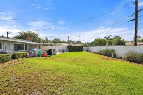 3876 Madrona Rd, Riverside CA  exterior