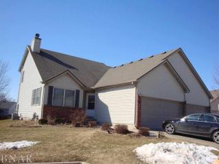 11 Crystal Ct, Bloomington IL  61704-4594 exterior
