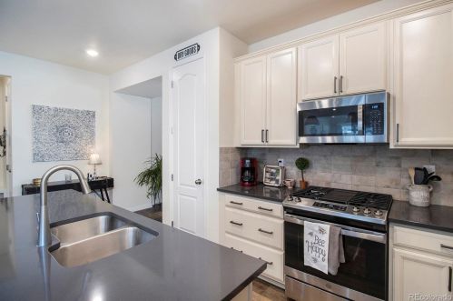 8164 Ider Ct, Denver CO  80016 exterior