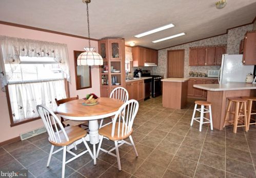 50 Raptor Dr, Hanover PA 17331-8158 exterior