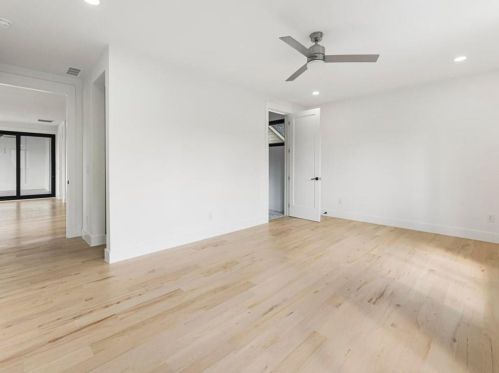 2374 Logan Cir, Atlanta GA  30318-2855 exterior