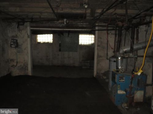 5130 11 St, Philadelphia PA 19147-1901 exterior