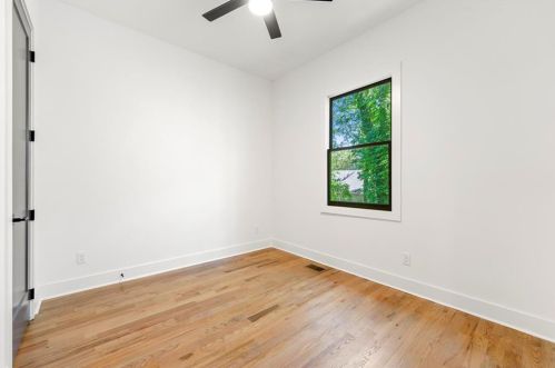 248 Laurel Ave, Atlanta GA  30314-2230 exterior