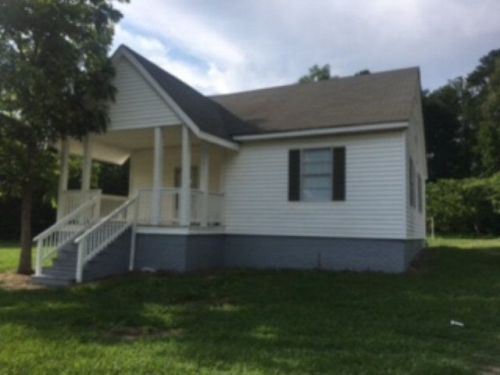 1318 Crescent St, Dalton, GA 30720-5491