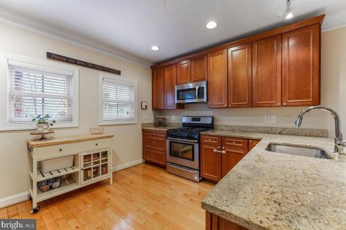 924 23rd St, Philadelphia PA  19146-2539 exterior