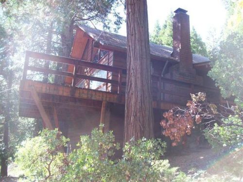 53037 Pine View Dr, Springville, CA 93265-9571